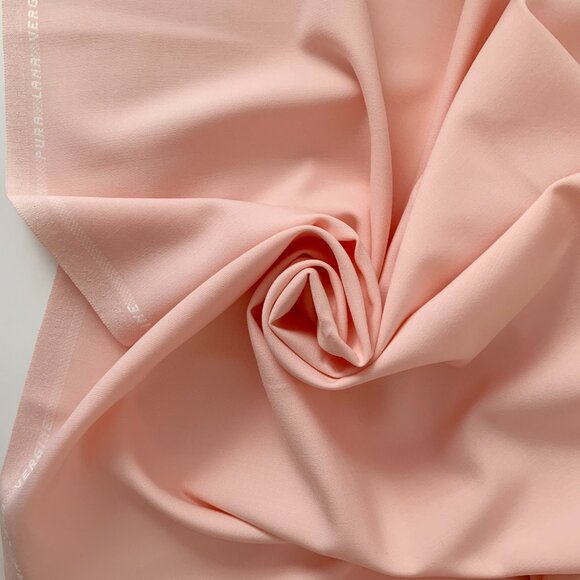 Pure Wool Light Pink Italian Sewing Fabric Remnant - Picture 2 of 8